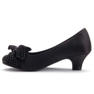 Candie’s “Fiara” Girls Dress Kitten Heels Sz 1